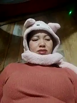 TRIEUTRIEU20 online show from 02/14/26, 10:39