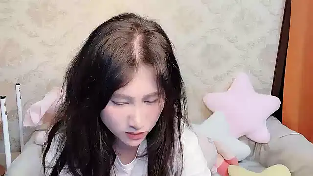 anna-888- online show from 04/24/26, 03:47