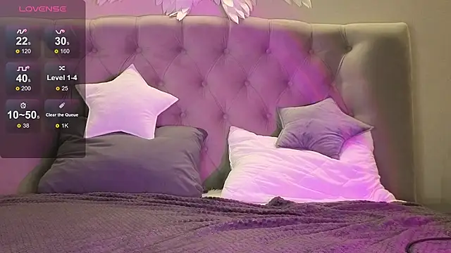 Oliver star boy  online show from 02/01/26, 09:02