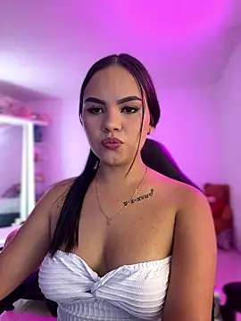 amber white15 online show from 01/17/26, 05:34