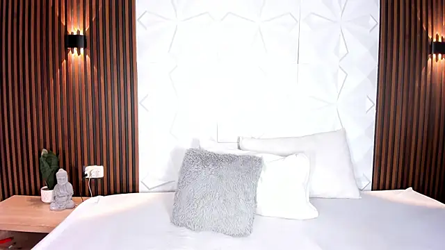 AmyColman  online show from 07/04/26, 06:47