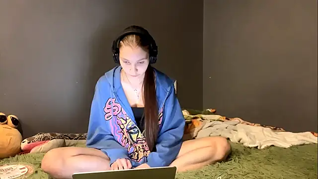 Softixq online show from 11/24/25, 04:07