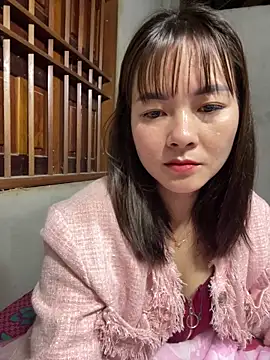 Snapshot of Star_fruit chatting on 11/13/25, 09:25 Star fruit online show from 11/13/25, 09:25