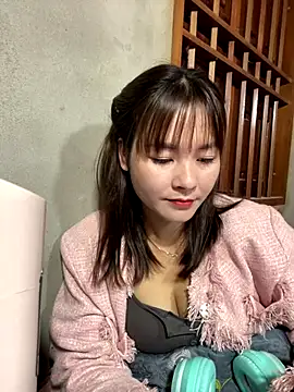 Snapshot of Star_fruit chatting on 11/22/25, 05:39 Star fruit online show from 11/22/25, 05:39