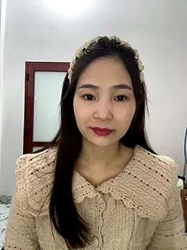 Pig pig11 online show from 12/15/25, 11:09