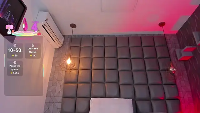 Snapshot of dannavelvet chatting on 02/09/26, 12:42 dannavelvet online show from 02/09/26, 12:42