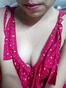 Snapshot of Sujatab250 chatting on 10/31/25, 07:04 Sujatab250 online show from 10/31/25, 07:04