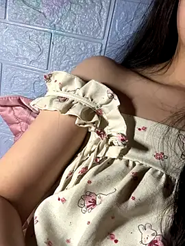 Ruby 68 online show from 11/10/25, 04:17