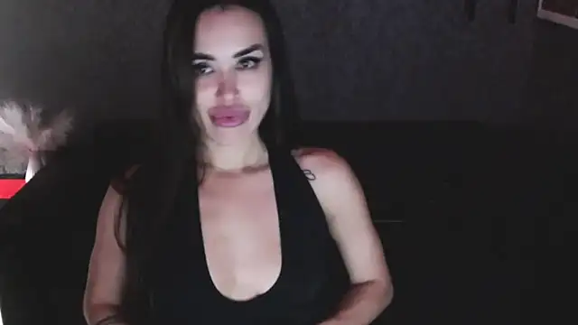 Snapshot of velvetveyraX chatting on 12/01/25, 05:18 velvetveyraX online show from 12/01/25, 05:18