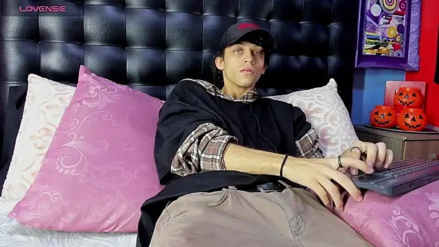 Khalid16  online show from 11/03/25, 01:34