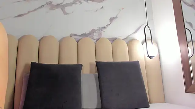 Snapshot of Vittoria__rossi chatting on 12/05/25, 01:09 Vittoria rossi online show from 12/05/25, 01:09