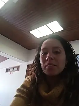 LunaaMorena online show from 12/17/25, 02:23