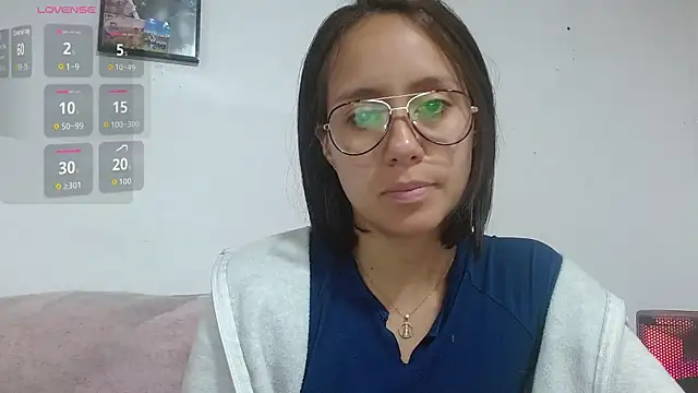 LunaaMorena online show from 05/26/26, 01:51