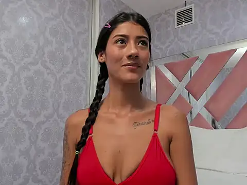 milkybaby  online show from 11/04/25, 11:42