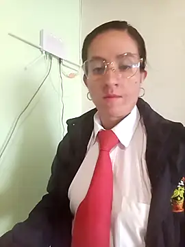 Snapshot of Valentina--1 chatting on 11/10/25, 11:53 Valentina--1 online show from 11/10/25, 11:53