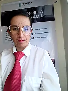 Snapshot of Valentina--1 chatting on 12/02/25, 11:59 Valentina--1 online show from 12/02/25, 11:59