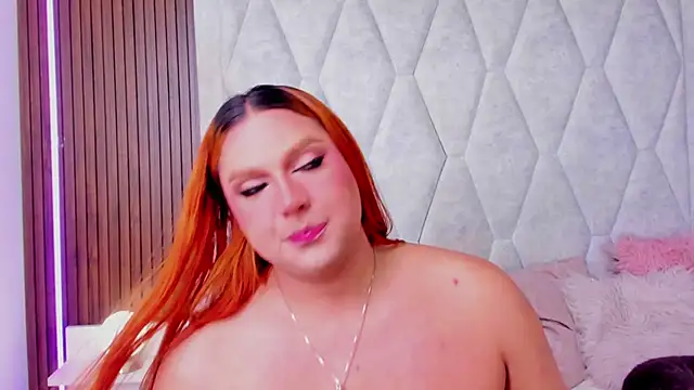 Snapshot of IrinaaVega chatting on 12/01/25, 03:17 IrinaaVega online show from 12/01/25, 03:17