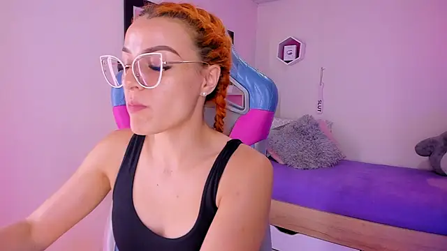 celeste blazze  online show from 01/15/26, 04:00