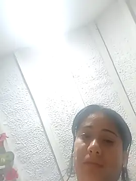 ScarlettParker online show from 02/04/26, 12:00