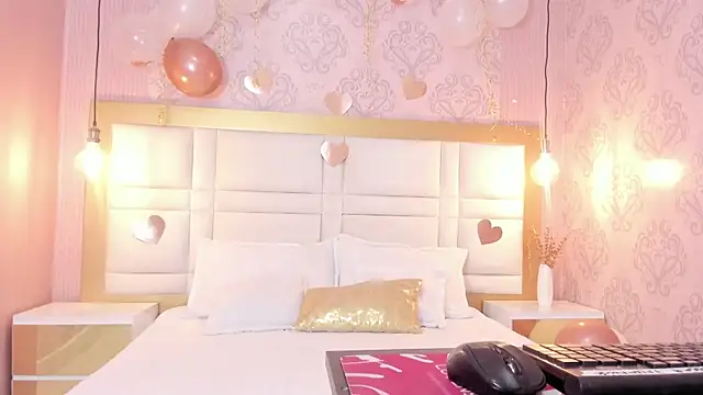 tall hotgirl online show from 10/31/25, 01:45