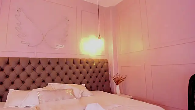 tall hotgirl online show from 11/07/25, 07:36