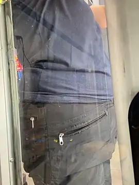 Snapshot of chanelketty chatting on 12/19/25, 04:25 chanelketty online show from 12/19/25, 04:25