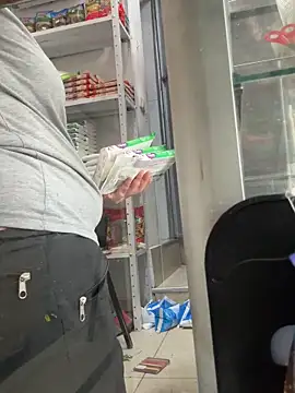 Snapshot of chanelketty chatting on 12/20/25, 03:19 chanelketty online show from 12/20/25, 03:19