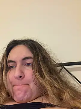 Snapshot of SINAQUEEN chatting on 11/02/25, 09:44 SINAQUEEN online show from 11/02/25, 09:44