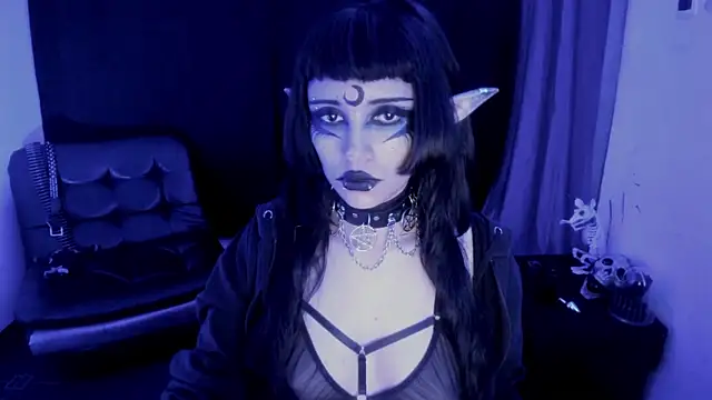 Yueeclipsa online show from 01/18/26, 04:49