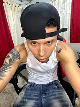 Snapshot of Hansell_francheska chatting on 11/09/25, 03:05 Hansell francheska online show from 11/09/25, 03:05