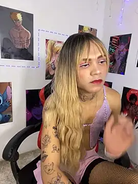 Snapshot of Hansell_francheska chatting on 11/20/25, 10:42 Hansell francheska online show from 11/20/25, 10:42