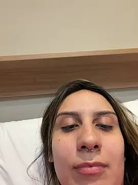 sarah honey   online show from 06/16/26, 03:03