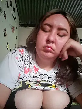 SaraCute 1 online show from 10/31/25, 02:07