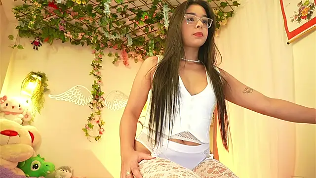 ISA NIXON online show from 01/17/26, 08:56