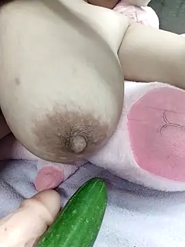 Big booobs8 online show from 11/12/25, 02:23