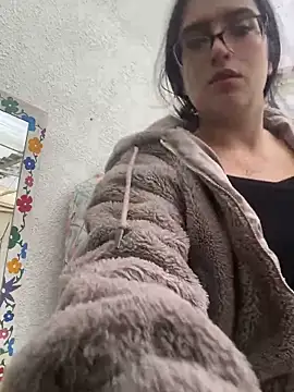 Snapshot of Kloe_Novoa chatting on 11/14/25, 01:10 Kloe Novoa online show from 11/14/25, 01:10