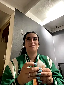 Snapshot of Kloe_Novoa chatting on 11/17/25, 12:55 Kloe Novoa online show from 11/17/25, 12:55