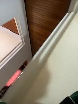 Snapshot of Kloe_Novoa chatting on 11/19/25, 01:11 Kloe Novoa online show from 11/19/25, 01:11