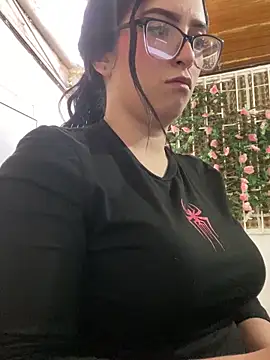 Snapshot of Kloe_Novoa chatting on 12/13/25, 07:53 Kloe Novoa online show from 12/13/25, 07:53