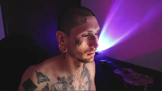 Snapshot of TokyoHatsumoto chatting on 12/20/25, 07:04 TokyoHatsumoto online show from 12/20/25, 07:04