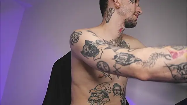 Snapshot of TokyoHatsumoto chatting on 01/06/26, 10:12 TokyoHatsumoto online show from 01/06/26, 10:12