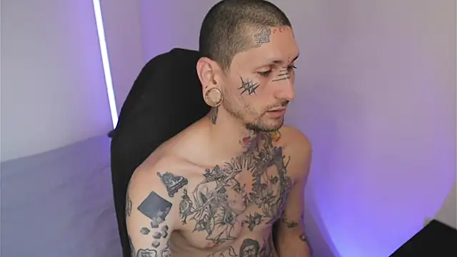 Snapshot of TokyoHatsumoto chatting on 02/12/26, 10:16 TokyoHatsumoto online show from 02/12/26, 10:16