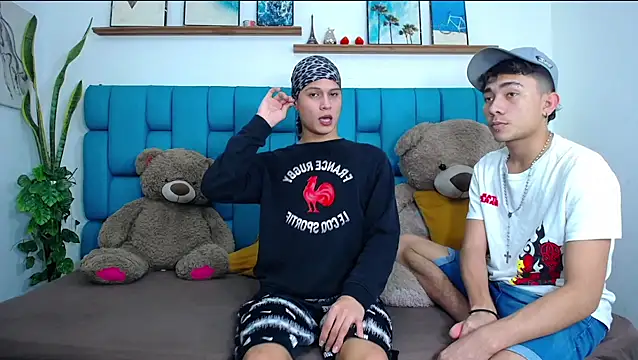 Hot Boys Latinos X online show from 03/02/26, 11:22