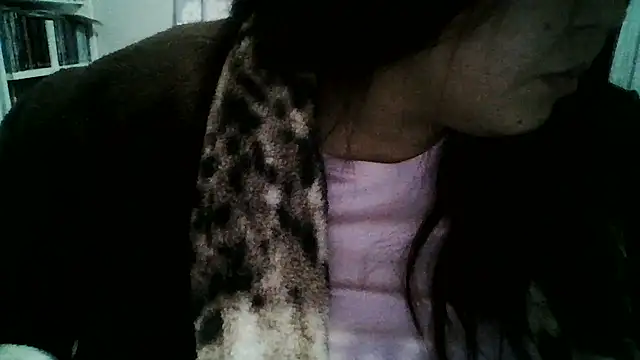Snapshot of crazzyanne chatting on 05/28/26, 03:37 crazzyanne online show from 05/28/26, 03:37