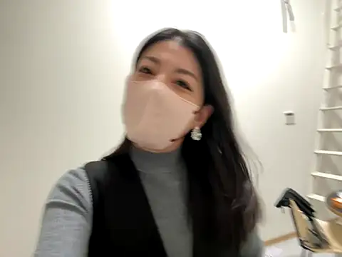 Snapshot of akimix_xoxo chatting on 11/03/25, 01:23 akimix xoxo online show from 11/03/25, 01:23