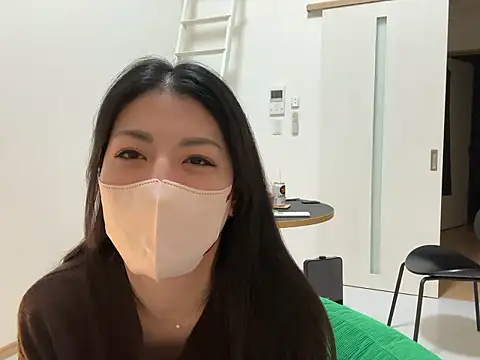 Snapshot of akimix_xoxo chatting on 11/05/25, 01:11 akimix xoxo online show from 11/05/25, 01:11