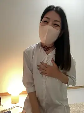 Snapshot of akimix_xoxo chatting on 11/24/25, 01:11 akimix xoxo online show from 11/24/25, 01:11