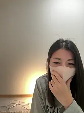 Snapshot of akimix_xoxo chatting on 11/28/25, 01:36 akimix xoxo online show from 11/28/25, 01:36