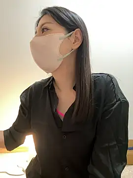 Snapshot of akimix_xoxo chatting on 12/02/25, 03:18 akimix xoxo online show from 12/02/25, 03:18