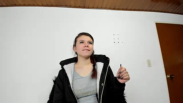 Vanessa Martinz online show from 11/04/25, 11:53